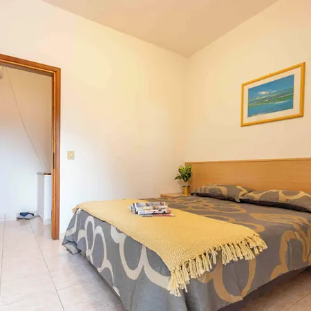 Welcoming Two-bedroom In Bibione-beahost Apartment *