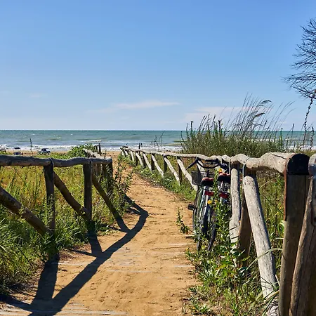 Welcoming Two-bedroom In Bibione-beahost Apartment *